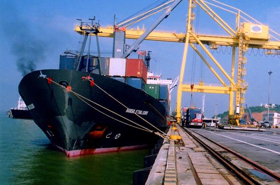 Kim ngạch xuất khẩu 15 ngày đầu tháng đạt 4,016 tỷ USD, tăng tới 38% so với cùng kỳ tháng trước.
