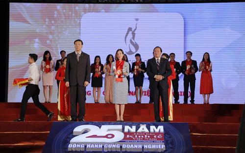 Danh hiệu “Thương hiệu mạnh Việt Nam 2015” chính là sự khẳng định những nỗ lực, đóng góp mà BIM Group - Syrena Việt Nam đã đạt được trong thời gian qua.