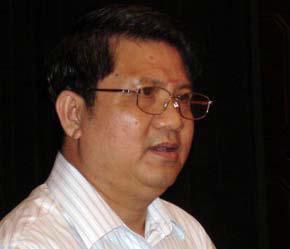 Thống đốc Ngân hàng Nhà nước Nguyễn Văn Giàu - Ảnh: M.Đức.