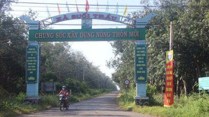 Trước đó, tỉnh Đồng Nai cũng đã quyết định "xóa sổ" xã Suối Trầu để dành đất phục vụ xây sân bay Long Thành.