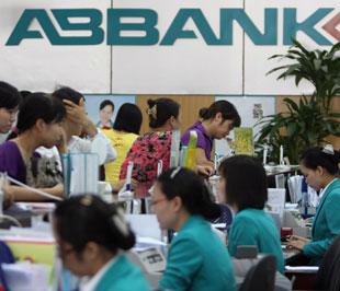 Tính đến hết tháng 9, tổng tài sản của ABBank đạt trên 20.000 tỷ đồng; dư nợ cho vay 10.809 tỷ đồng, nguồn vốn huy động từ các tổ chức kinh tế và dân cư đạt 13.419 tỷ đồng.