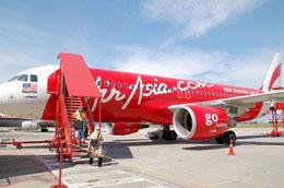 Với thỏa thuận chuyển nhượng cổ phần, AirAsia sẽ là một trong những cổ đông sáng lập của VietJet Air. 