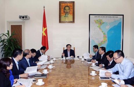Phó thủ tướng Vương Đình Huệ chủ trì họp với các bộ ngành bàn về lập cơ quan chuyên trách đại diện chủ sở hữu vốn Nhà nước tại doanh nghiệp, ngày 7/12.<br><br>
