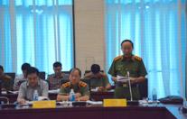 Thượng tướng Lê Quý Vương - Thứ trưởng Bộ Công an thừa ủy quyền trình bày tờ trình dự án Luật An ninh mạng.