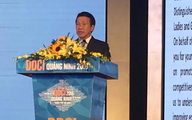 Phó chủ tịch UBND tỉnh Quảng Ninh Nguyễn Văn Thành dành cho các cơ quan tham gia xếp hạng hai chữ "dũng cảm".