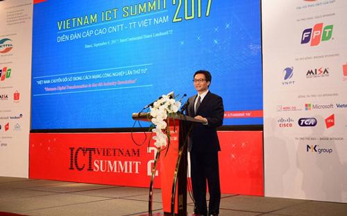 Phó thủ tướng Vũ Đức Đam phát biểu tại&nbsp;<span style="font-family: &quot;Times New Roman&quot;; font-size: 14.6667px;">VietNam ICT Summit 2017.</span>