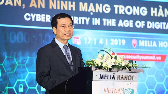 Bộ trưởng Nguyễn Mạnh Hùng phát biểu tại sự kiện Vietnam Security Summit 2019.