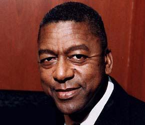 Robert L. Johnson là người đã góp phần không nhỏ vào sự phát triển của cộng đồng người Mỹ gốc Phi tại Mỹ và khu vực châu Mỹ.