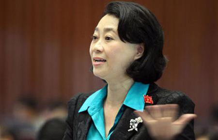 Bà Đặng Thị Hoàng Yến, Chủ tịch Hội đồng Quản trị Công ty Cổ phần Đầu tư Tân Đức, là một trong số 38 doanh nhân trúng cử vào Quốc hội khóa 13 - Ảnh: Tuổi Trẻ.