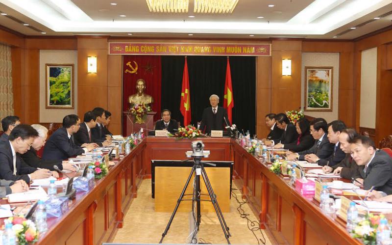 Tổng bí thư Nguyễn Phú Trọng phát biểu tại buổi làm việc với Ban Kinh tế Trung ương.<br>