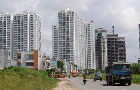 Thứ trưởng Nguyễn Trần Nam cho rằng "thị trường căn hộ vào ở ngay hiện vẫn có thanh khoản rất cao, nếu cắt giảm vốn thì tiến độ dự án lại càng chậm thêm, dự án lại càng dở dang".