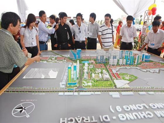 Từ khi Hà Nội được mở rộng, các dự án ở khu vực phía Tây được giới đầu tư bất động sản nhìn nhận có tiềm năng hơn các khu vực còn lại.