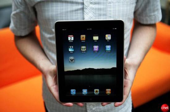 iPad tiếp tục làm mưa làm gió trên thị trường máy tính bảng quốc tế - Ảnh: Cnet.