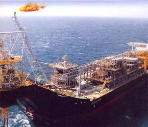 Năm 1987, Vietsovpetro phát hiện ra thân dầu trong đá móng mỏ Bạch Hổ - thân dầu đặc biệt, hiếm có trên thế giới với tổng trữ lượng hiện nay lên tới trên 600 triệu tấn dầu và hàng chục tỷ mét khối khí.