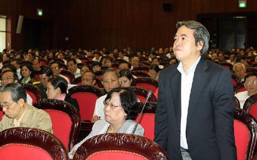 Thống đốc Nguyễn Văn Bình tại diễn đàn Quốc hội - Ảnh: CTV.<br>