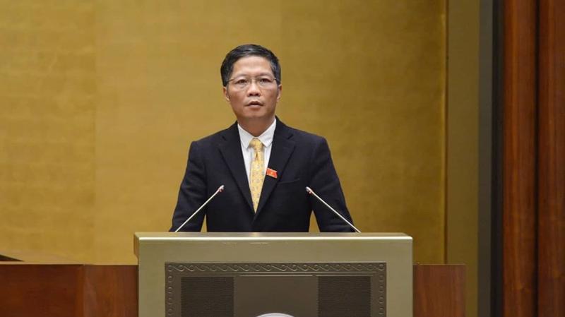 Bộ trưởng Bộ Công Thương Trần Tuấn Anh trả lời chất vấn - Ảnh: Quang Phúc 