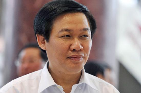 Bộ trưởng Bộ Tài chính Vương Đình Huệ lần đầu xuất hiện ở vị trí của người trả lời chất vấn trực tiếp trước Quốc hội.