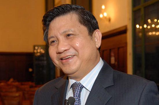 Thống đốc Ngân hàng Nhà nước Nguyễn Văn Giàu.