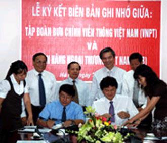 Lễ ký kết biên bản ghi nhớ giữa VNPT và Vietcombank.