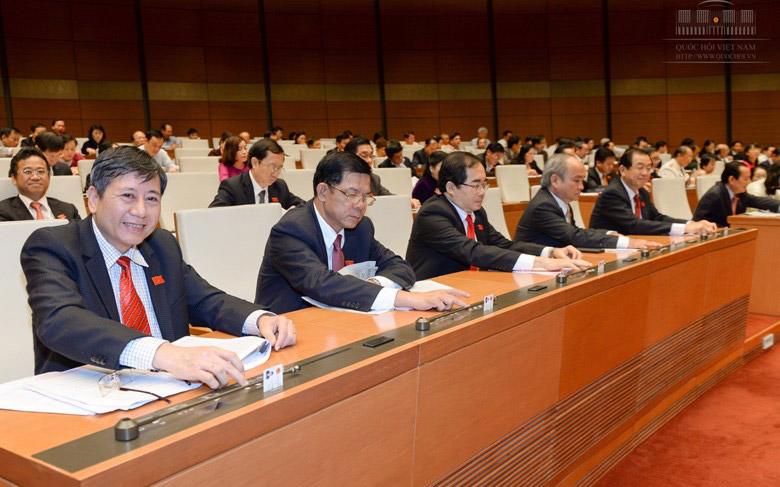 Đa số đại biểu Quốc hội đồng ý thông qua nghị quyết phê chuẩn công hàm thoả thuận về cấp thị thực giữa hai Chính phủ Việt - Mỹ.
