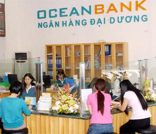 Giao dịch tại một chi nhánh của OceanBank.