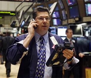 Chứng khoán Mỹ đã tăng điểm phiên giao dịch đầu quý 2/2009 nhờ hy vọng về triển vọng kinh tế tốt hơn - Ảnh: Reuters.