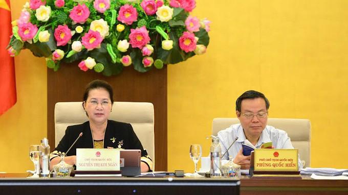Chủ tịch Quốc hội Nguyễn Thị Kim Ngân phát biểu tại phiên họp - Ảnh: QP 