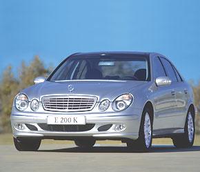 Mercedes vẫn là một trong những thương hiệu ôtô ổn định nhất từ trước tới nay.