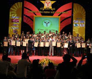 Ngày 29/3 vừa qua, 120 doanh nghiệp đã đón nhận danh hiệu Thương hiệu mạnh Việt Nam, tại buổi lễ trao giải diễn ra ở Nhà hát lớn Hà Nội.