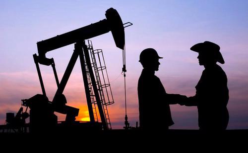 Việc OPEC từ chối giảm sản lượng là một trong những nguyên nhân chính khiến giá dầu giảm sâu trong nửa sau năm 2014 - Ảnh: Oil Field.