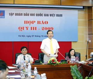 Lãnh đạo Petro Vietnam chủ trì buổi họp báo.