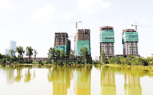 UBND thành phố vừa quyết định tạm dừng cấp phép các dự án nhà ở thương mại trên địa bàn 31/12/2014.