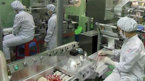 Việt Nam đang tập trung khuyến khích sản xuất thuốc và dược phẩm trong nước cũng như thu hút đầu tư vào lĩnh vực dược phẩm. 