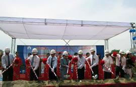 Lễ khởi công dự án nhà thu nhập thấp tại khu công nghiệp Sài Đồng sáng 29/7.