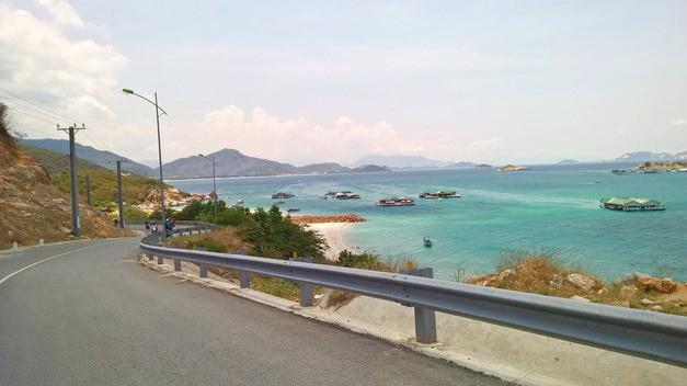 Năm 2016 Chính phủ đã thông qua chủ trương đầu tư xây dựng tuyến đường bộ ven biển qua các tỉnh, thành phố là Thanh Hóa, Ninh Bình, Nam Định, Thái Bình, Hải Phòng và Quảng Ninh.