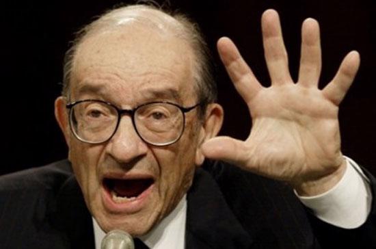 Alan Greenspan chỉ trích Trung Quốc tiếp tục hạn chế đà tăng giá của đồng Nhân dân tệ.