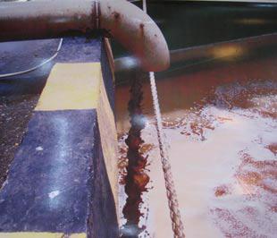 Hệ thống xả nước chưa qua xử lý xuống sông Thị Vải của Công ty Vedan - Ảnh do Cục Cảnh sát môi trường cung cấp.