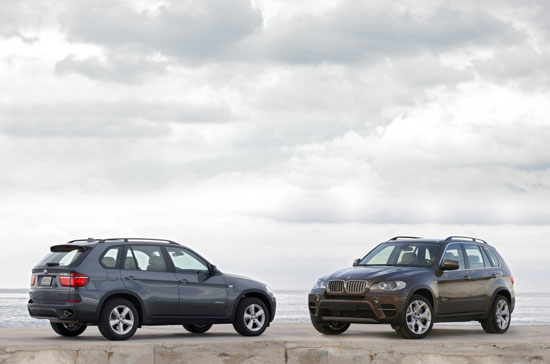 BMW X5 2011 đã có nhiều bước tiến đáng kể về thiết kế so với phiên bản trước - Ảnh: BMW.