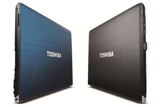 Khách hàng sẽ được tặng thẻ điện thoại giá trị lớn khi mua máy laptop Toshiba trong đợt khuyến mại.