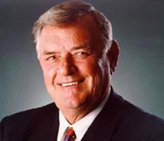 Ron Joyce, người lãnh đạo Tim Hortons.
