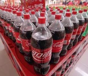 Theo Viện Euromonitor, Coca-Cola China chiếm vị trí thống lĩnh trên thị trường nước giải khát không có cồn trong năm 2007, với 52,5% thị phần.