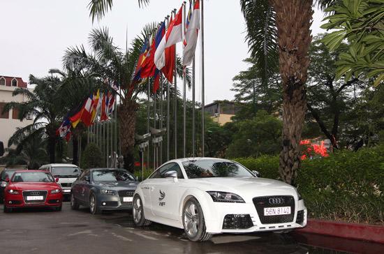 Dàn xe Audi tham gia chương trình Liên hoan phim Quốc tế Việt Nam lần thứ nhất - Ảnh: Audi.