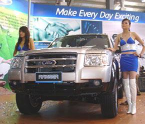Giá xe Ford Ranger tại Maylaysia tương đương giá tại Việt Nam.