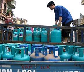 Sản phẩm LPG (khí hóa lỏng hay còn gọi là gas) đã được tiêu dùng ở Việt Nam từ năm 1957.