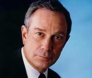 Tỷ phú Michael Bloomberg, Thị trưởng New York, đồng thời là ông chủ của hãng tin tài chính nổi tiếng cùng tên.