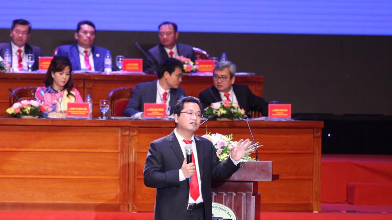 Doanh nhân Lê Trí Hải trình bày tham luận tại đại hội.