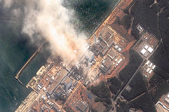 Nguy cơ phóng xạ tại Nhật Bản đã khiến cả thế giới đặt vấn đề điện hạt nhân lên bàn cân.