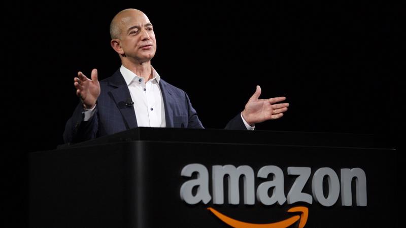 Nhà sáng lập Amazon Jeff Bezos - Ảnh: Independent.