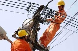 Theo lãnh đạo Bộ Công Thương, khó khăn nhất với ngành điện lúc này là mức giá điện bán ra thấp đã không đủ để ngành điện hoạt động có lãi.