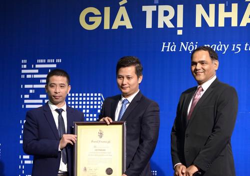 Brand Finance trao chứng nhận VietinBank lọt vào Top 10 thương hiệu giá trị nhất Việt Nam với giá trị thương hiệu 249 triệu USD và chỉ số sức mạnh thương hiệu A+.